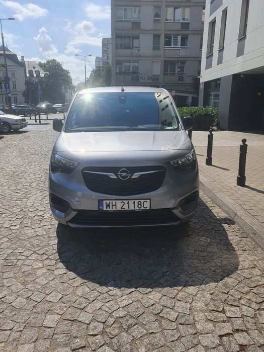 Opel Combo załogowy