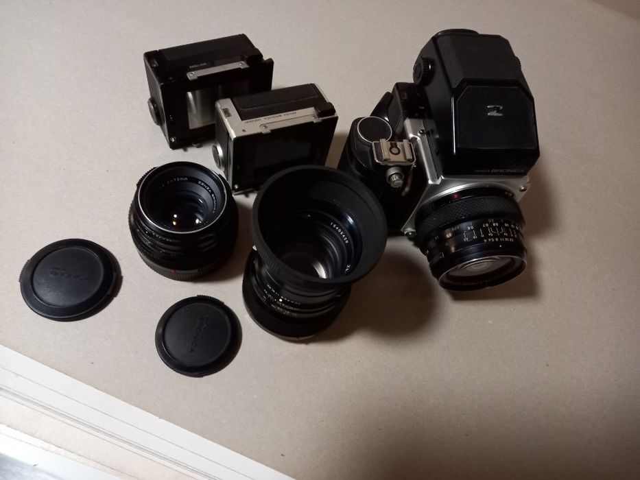 Aparat średnioformatowy Zenza Bronica ETR
