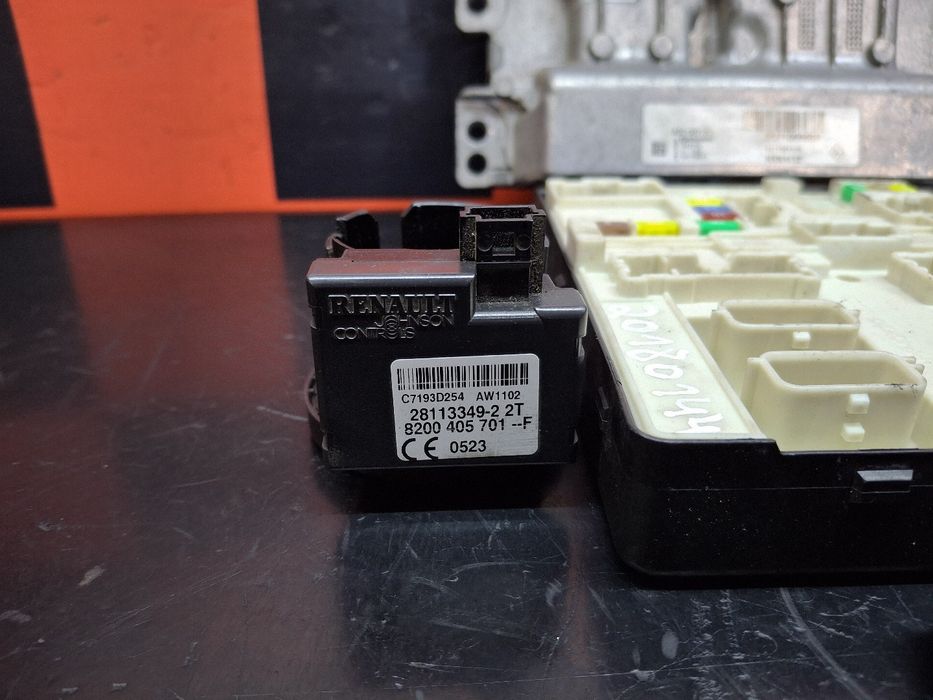 Centralina motor / ECU OPEL Movano B Chassis Cabina (X62)