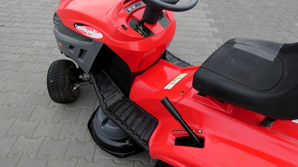 Traktorek kosiarka Castelgarden Briggs&Stratton (210604.5) - Baras