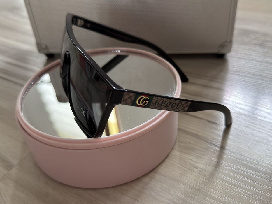Okulary przeciwsłoneczne Gucci