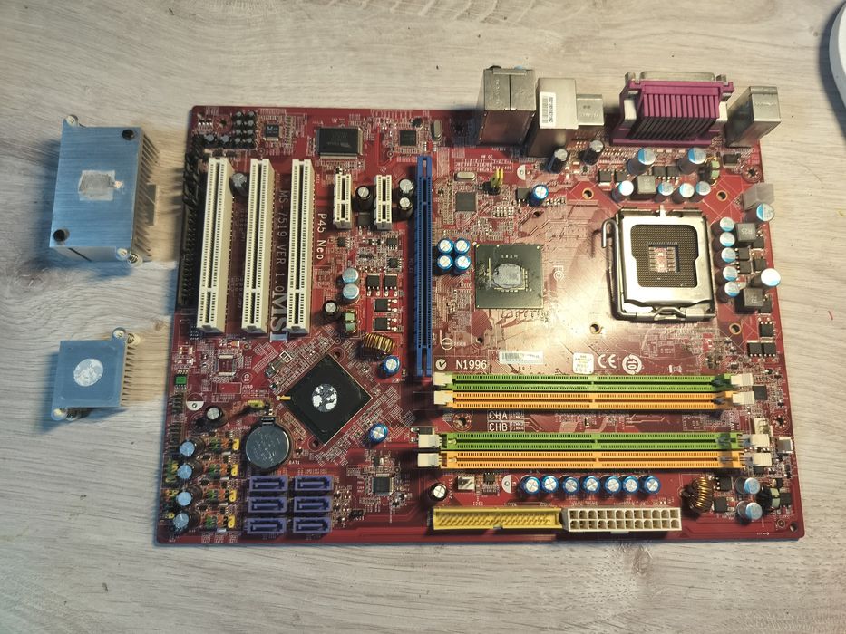 Материнська плата MSI P45 Neo -F