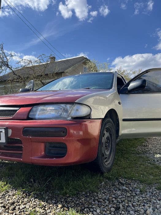 Продається авто мазда 323