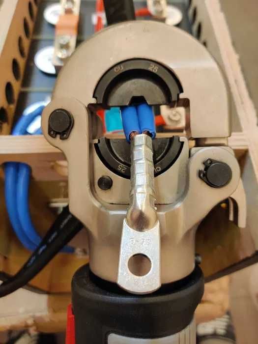 Батарея аккумуляторная LiFePo4 железофосфат 8.2 квт 24в или 16квт 48 В