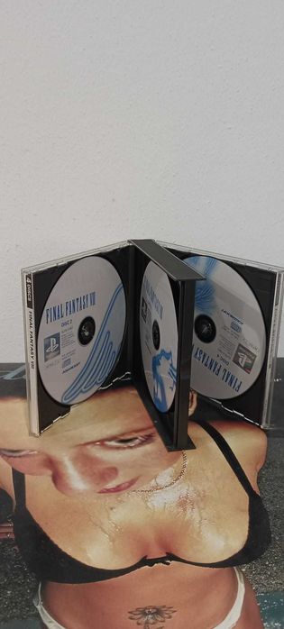 Final Fantasy VIII (PlayStation 1 – NTSC-J)