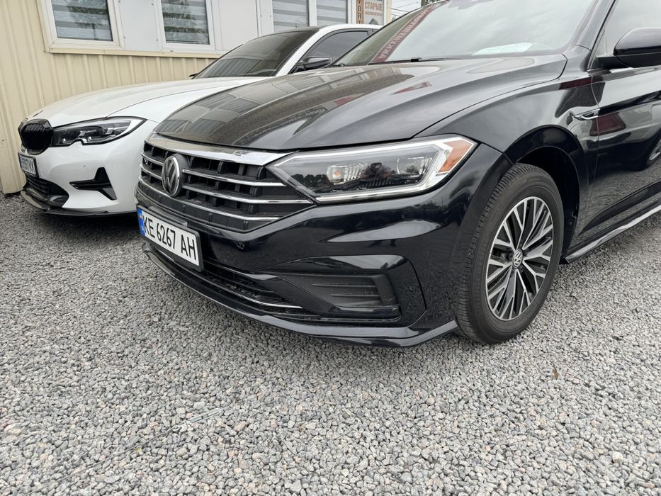 Бампер передній комплект R-Line для Volkswagen Jetta 7 2018-2022 Артикул:  DRC8342-26