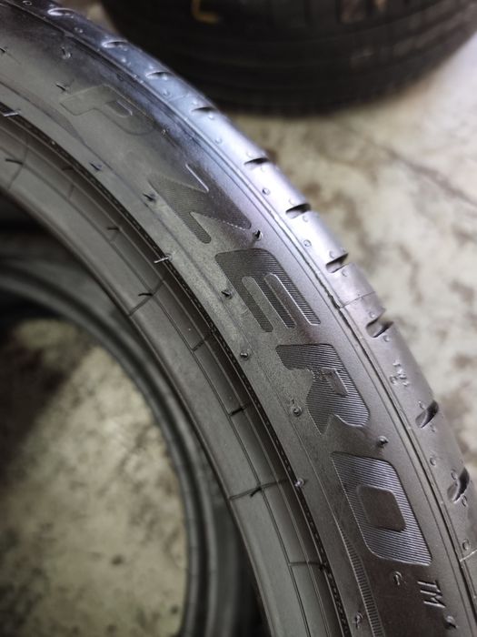 Pneus 315/30r22 Pirelli P Zero * 1 com 85% piso