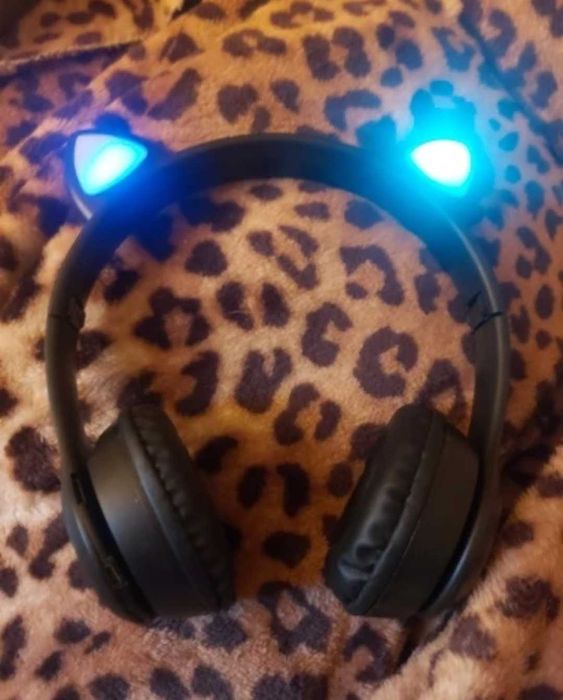 Bluetooth навушники САТ Р47М з котячими вушками та LED підсвічуванням