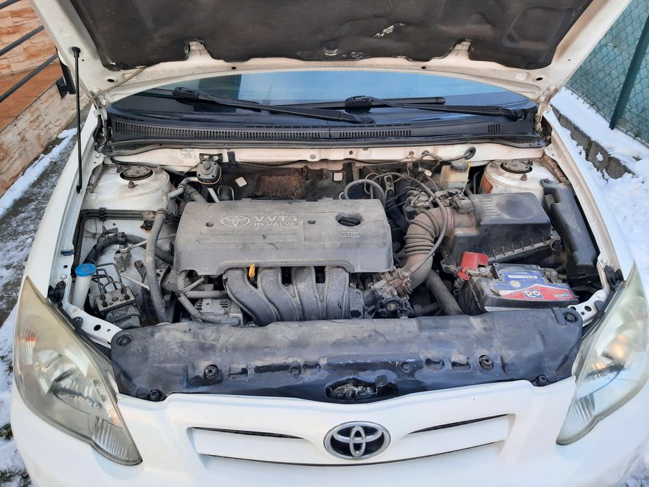 Toyota corolla 1.4 B.   2005r.