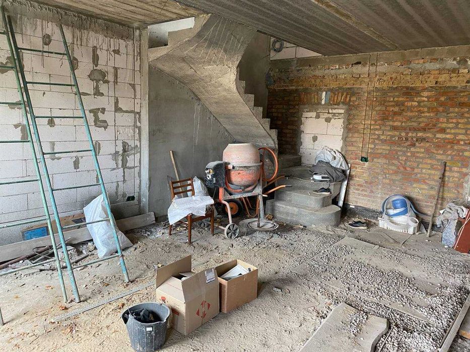 Продам будинок в Нових Петрівцях