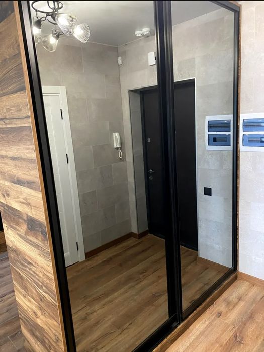 Здам 1км.Квартиру Джона Маккейна вул. (Івана КУДРІ), З-А