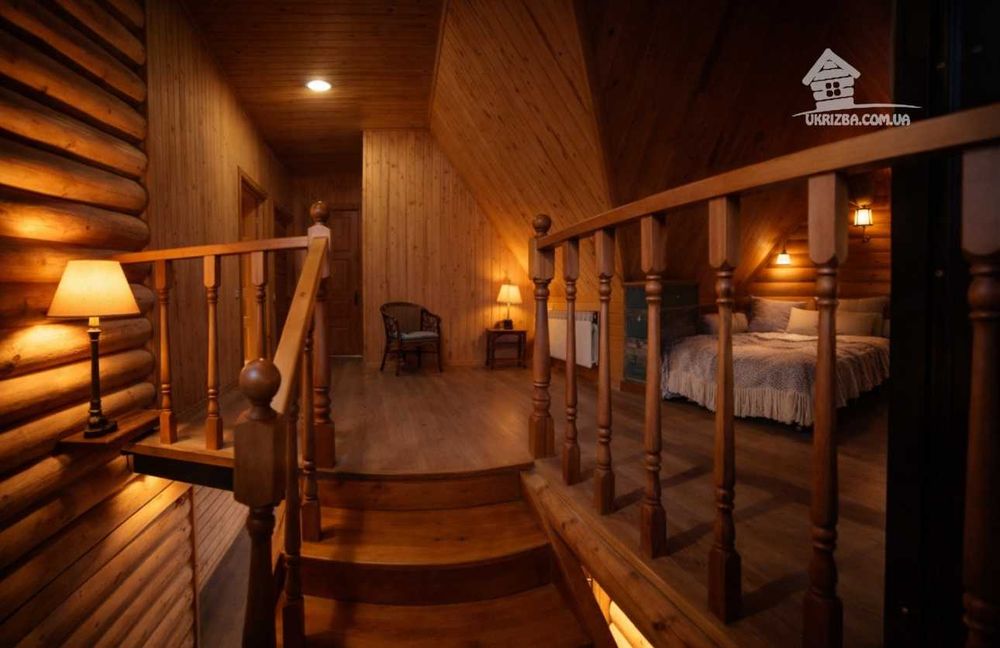 Подобово. Будинок-зруб з виходом до озера ,сауна,басейн. До 10 гостей.