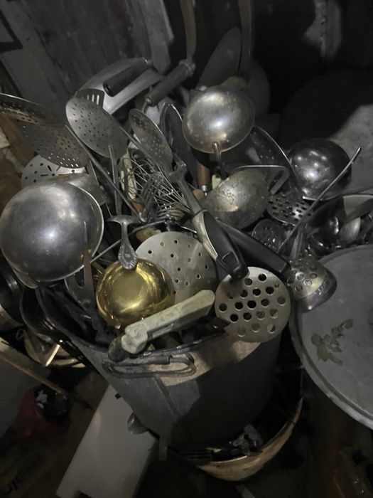 Кухонные приборы. Черпак. Вилки