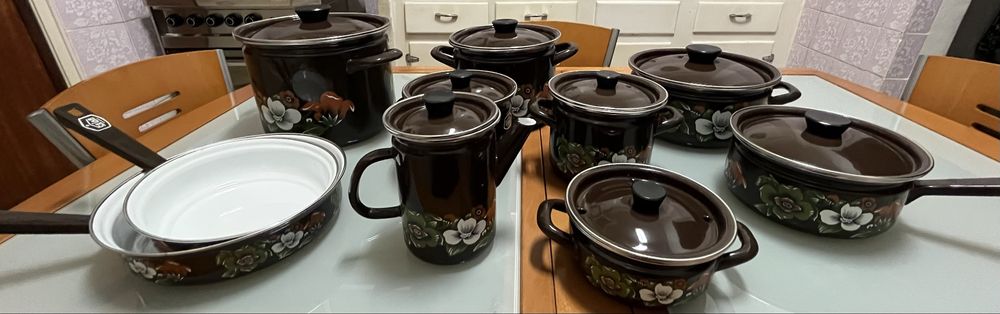 Vintage Enamelware Set with Floral Decoration, Brand New and Unused, CELAR Brand