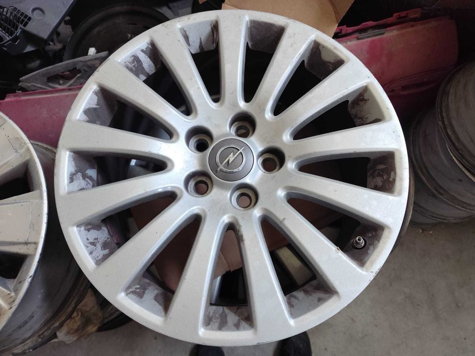 Opel Insignia - Conjunto Jantes 18 polegadas - J126