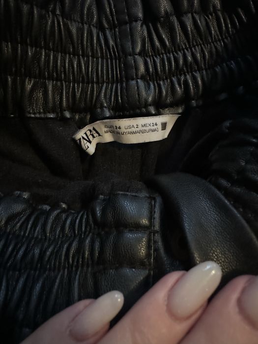 Шкіряні шорти zara утеплені