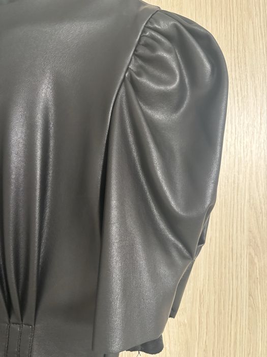 Sukienka czarna elegancka