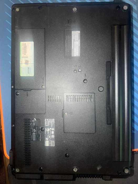 Portátil HP Compaq 610