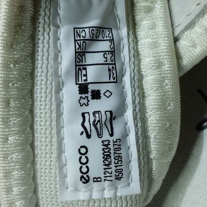 27-35, 38. Босоніжки шкіряні на дівчинку Ecco SP.1 Lite Sandal K