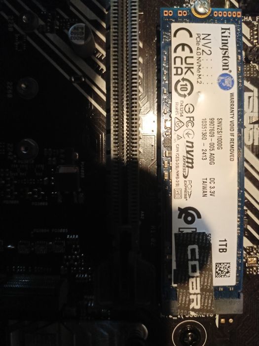 Продам SSD m.2 Kingston 1tb
