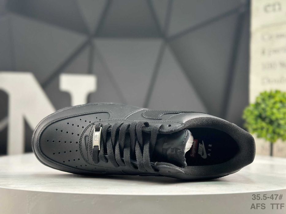 Nike Air Force 1 Supreme R. 45