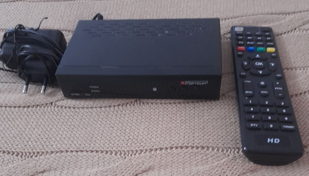 TDT Optical Receiver Nytro Box Plus + Remote Control
New64343234815745124