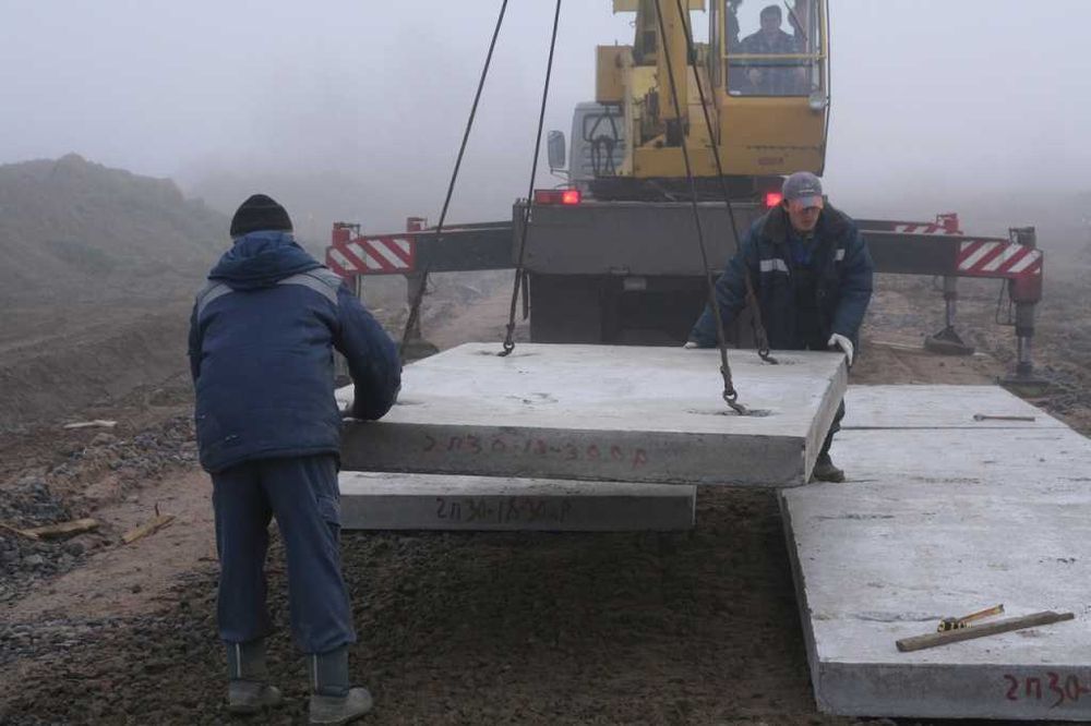 Плита дорожня та бетонний забор ЖБИ доставимо монтуемо: 530 грн. - Інші ...