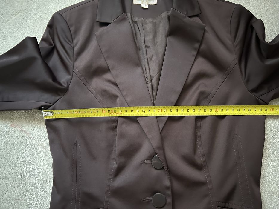 Brązowa połyskująca marynarka Taranko r.34