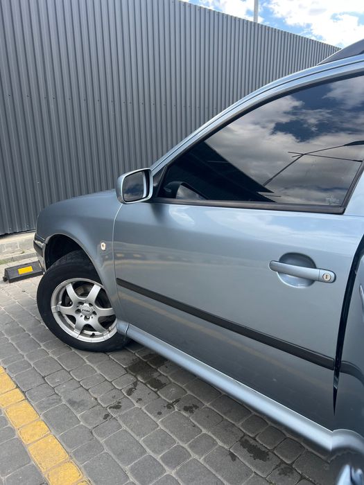 Шкода октавія тур