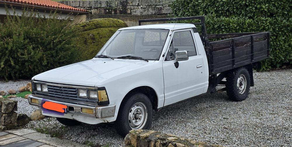 Datsun  7200 bom estado