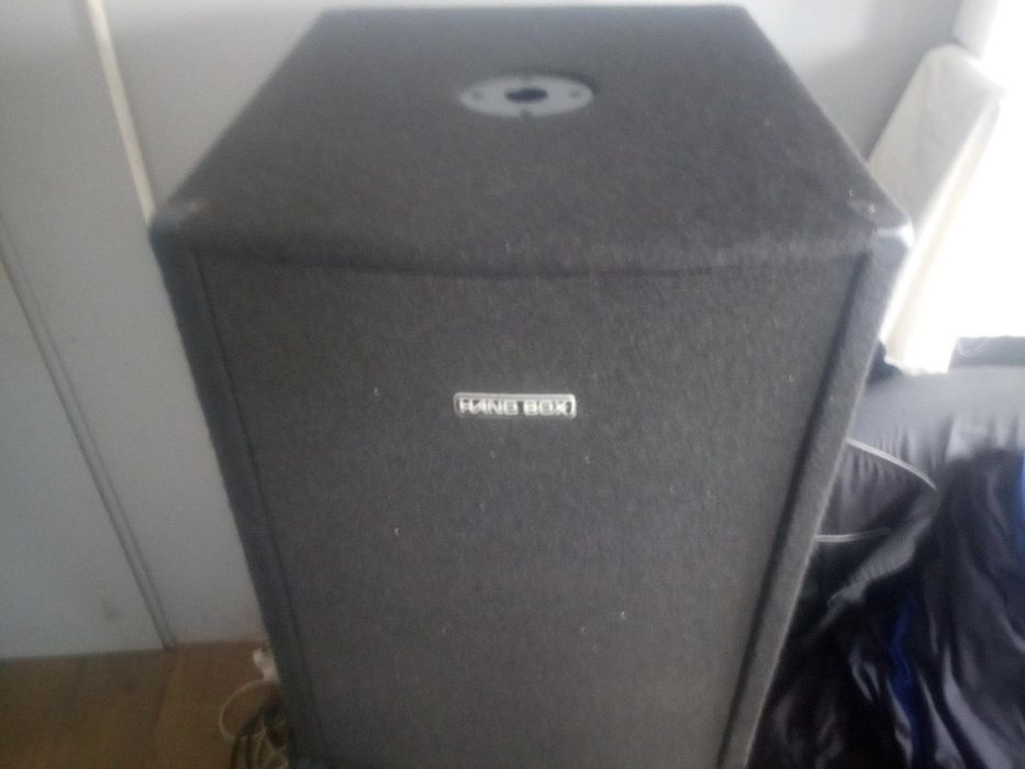 Dwa subwoofery Hand Box BL 415