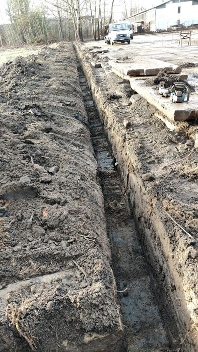 Usługi minikoparka 3 tony oraz wywrotką 3.5 tony i koparką 12 ton