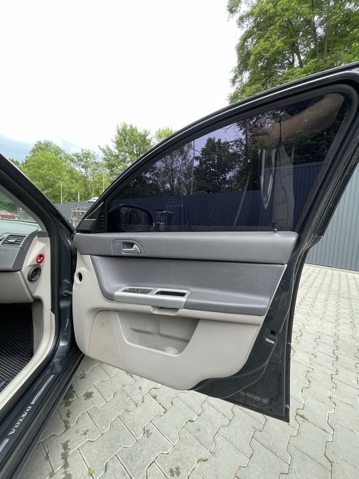 Продам volvov50 2010 р