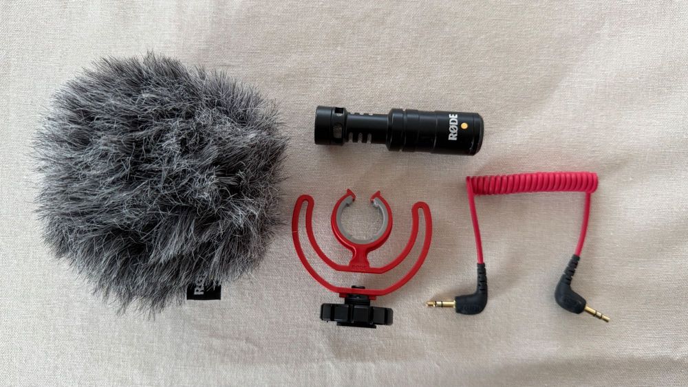 Microfone RØDE VideoMicro + Suporte Rycote + Deadcat