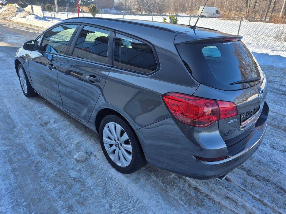 Opel Astra J*1.4*Turbo*2011*Klimatronik*Alu