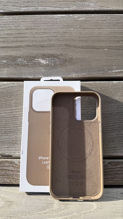 Skórzane Magsafe Etui Iphone 15 Pro Max w kolorze Bezowym