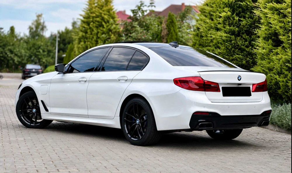 BMW 530e Xdrive 2017рік