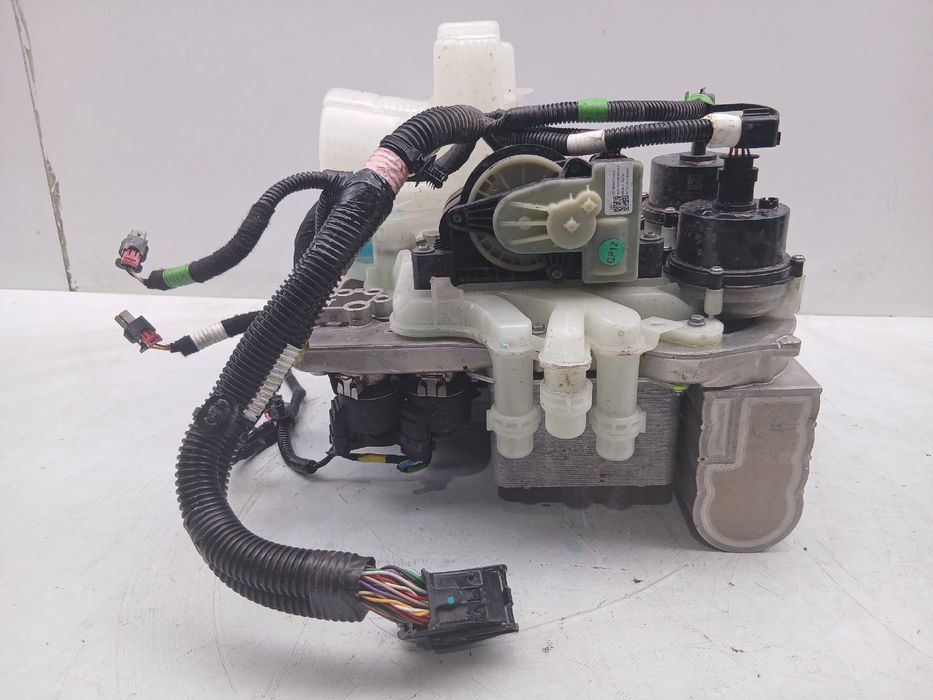 Reservatório / depósito da água / líquido de refrigeração TESLA Model