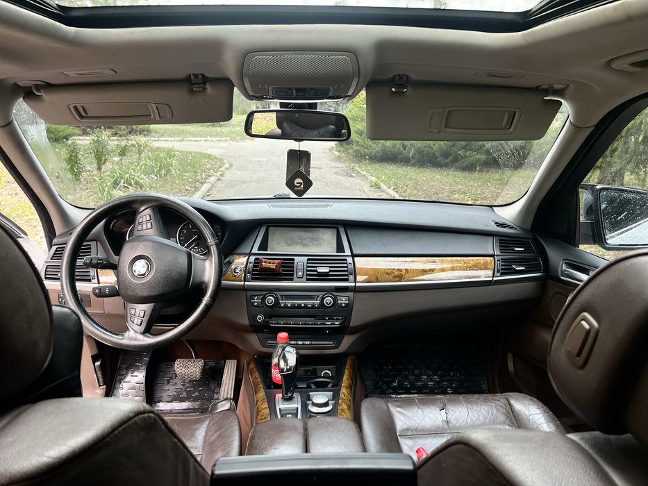 BMW X5 E 70 3 л бензин
