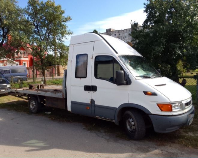 Надаю послуги евакуатора автовикуп лавєта