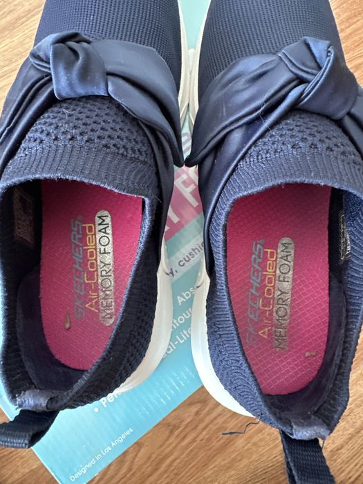 Skechers 37 р. 23,5 см