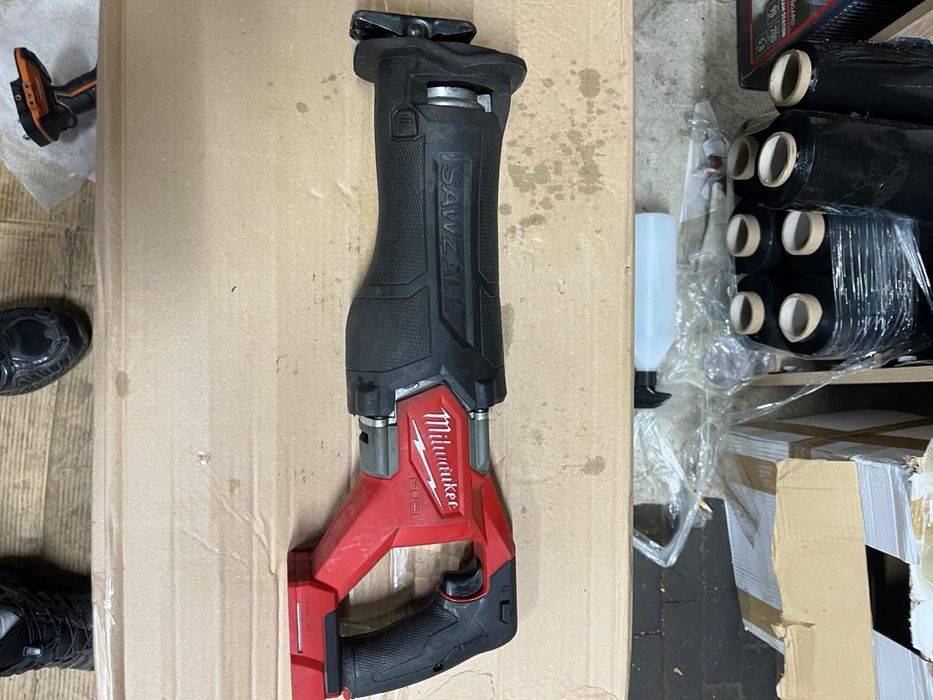 Piła szablasta  milawukee m18 onesx