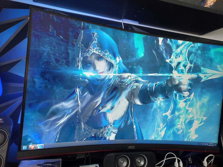 Monitor Curvo AOC 31.5" 240Hz