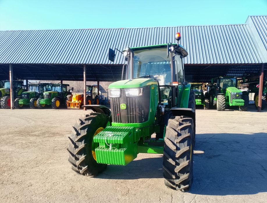 Трактор John Deere 6110B 2025 Новий