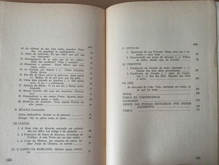 Livro "Poesias Escolhidas" de D. Francisco Manuel de Melo