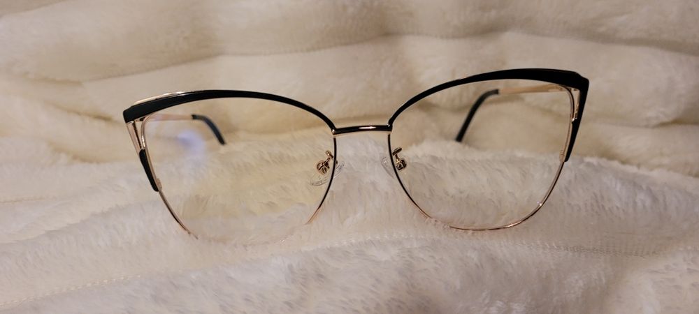 Okulary czarno-złote nowe