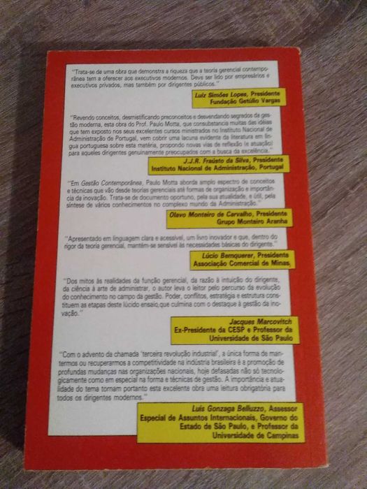A Ciência e a arte de ser dirigente de Paulo Roberto Motta