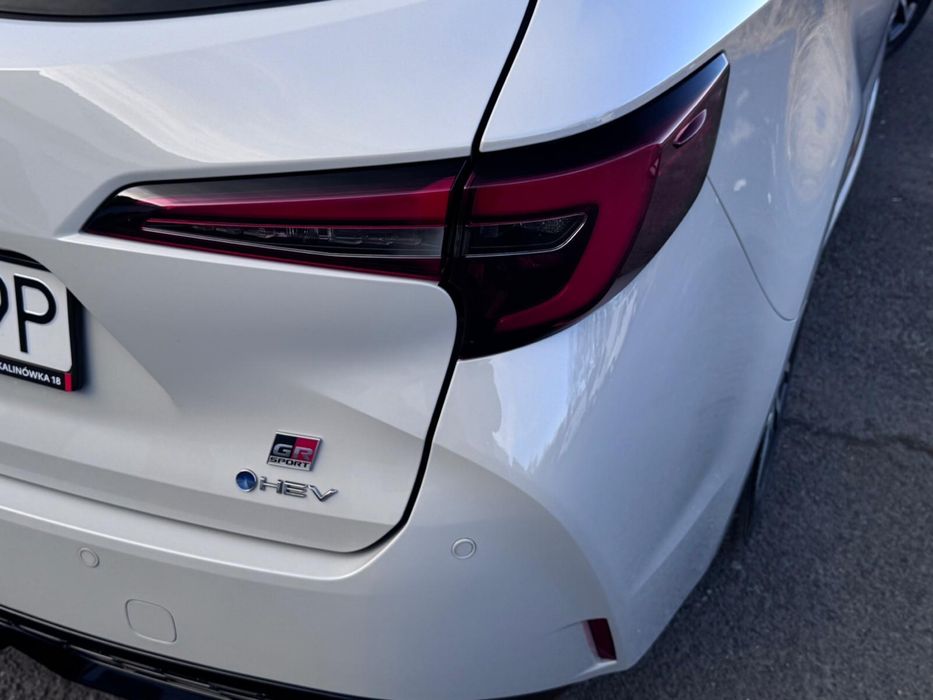 Wynajem Toyota corolla grsport automat wynajem samochów