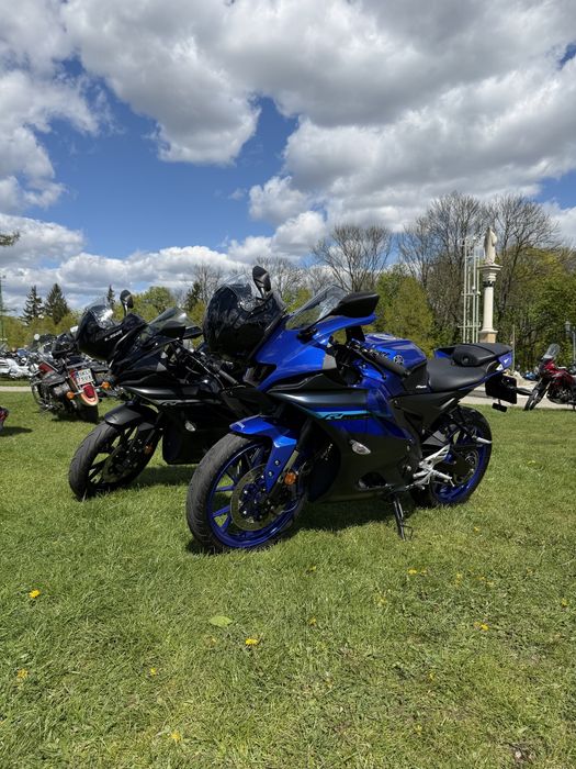 Yamaha R125 salonowe z polski bezwypadkowe  ok1400km  przebiegu