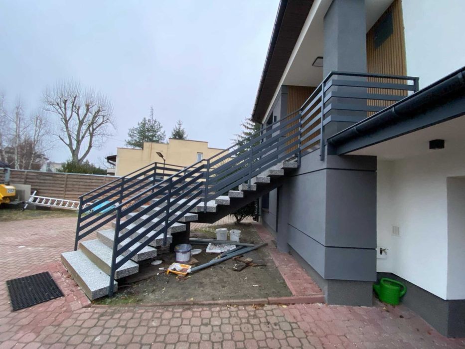 Balustrady schodowe, lofty, bramy i ogrodzenia